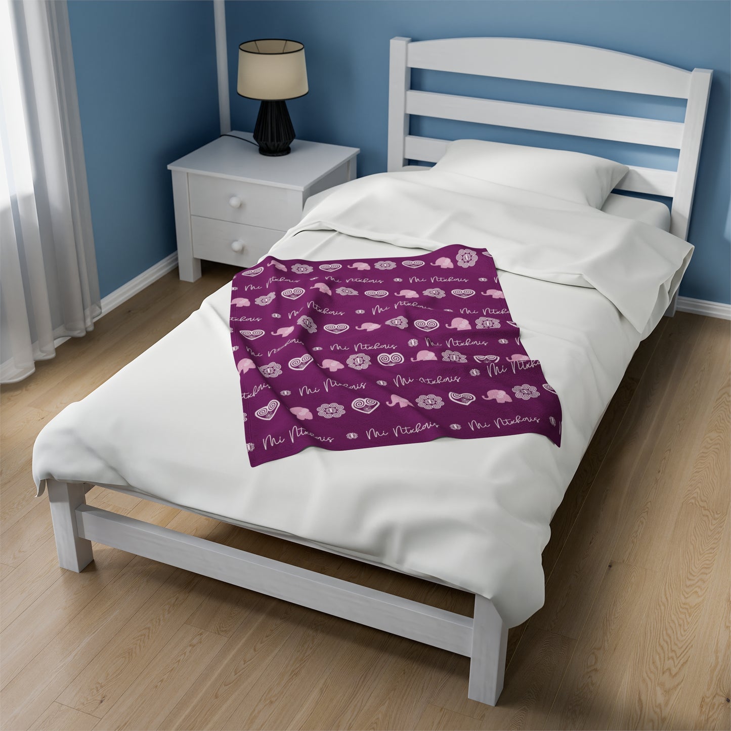 Berry Hmong - Mi Ntxhais (Girl) Velveteen Plush Blanket