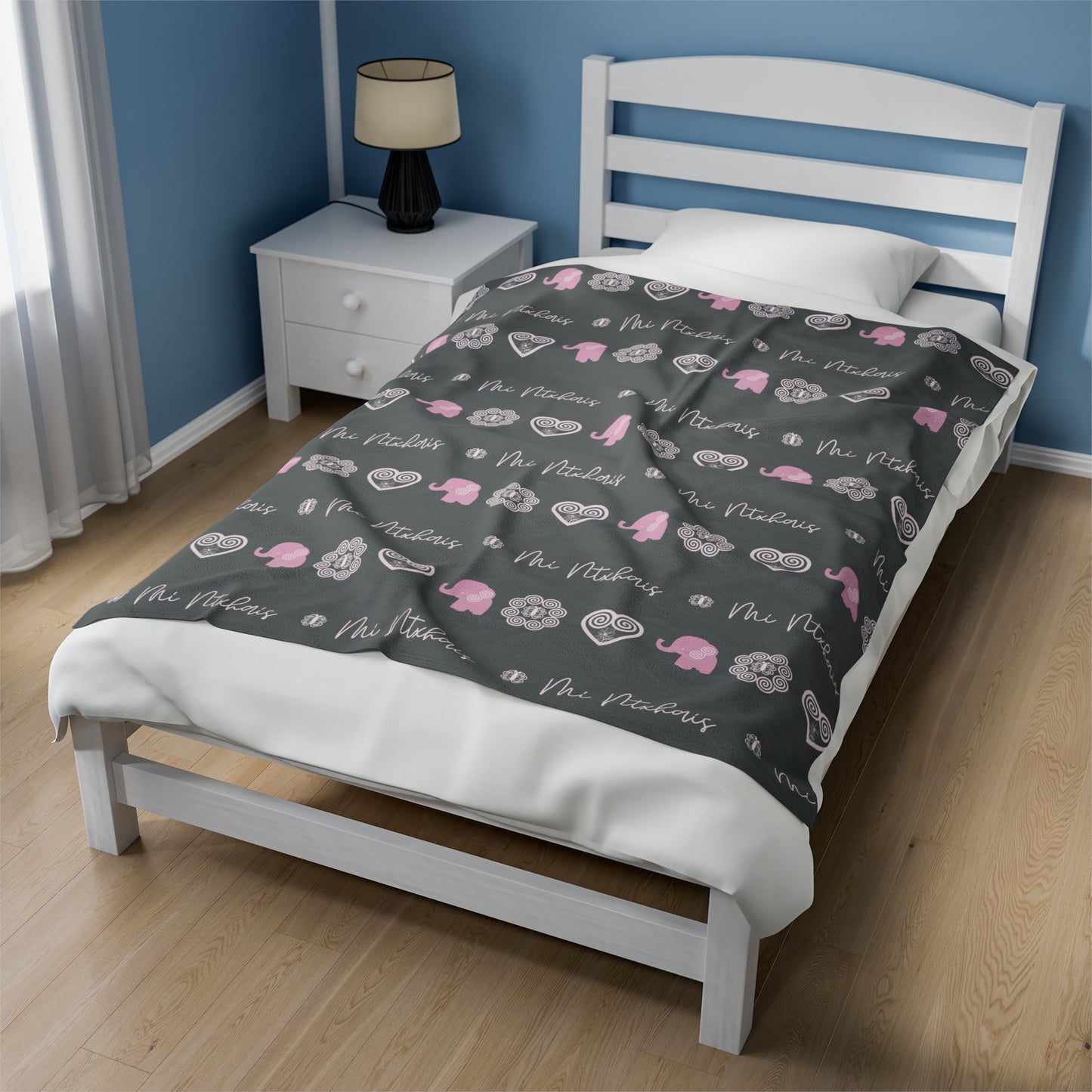 Gray Hmong - Mi Ntxhais (Girl) Velveteen Plush Blanket