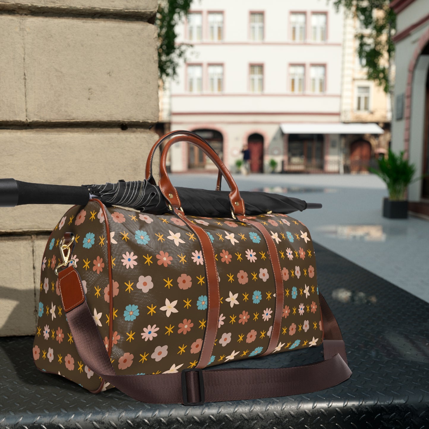 Ditsy Floral Waterproof Travel Bag