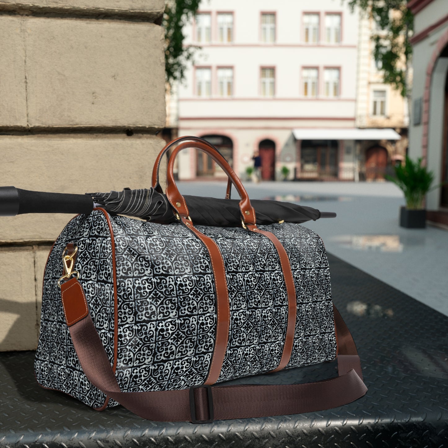 Dark Batik Vintage Waterproof Travel Bag